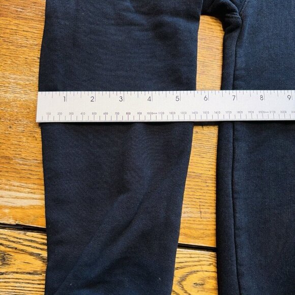 Reebok Sweater Mens Medium Black Casual Pullover Hoodie Sweatshirt - Picture 6 of 12